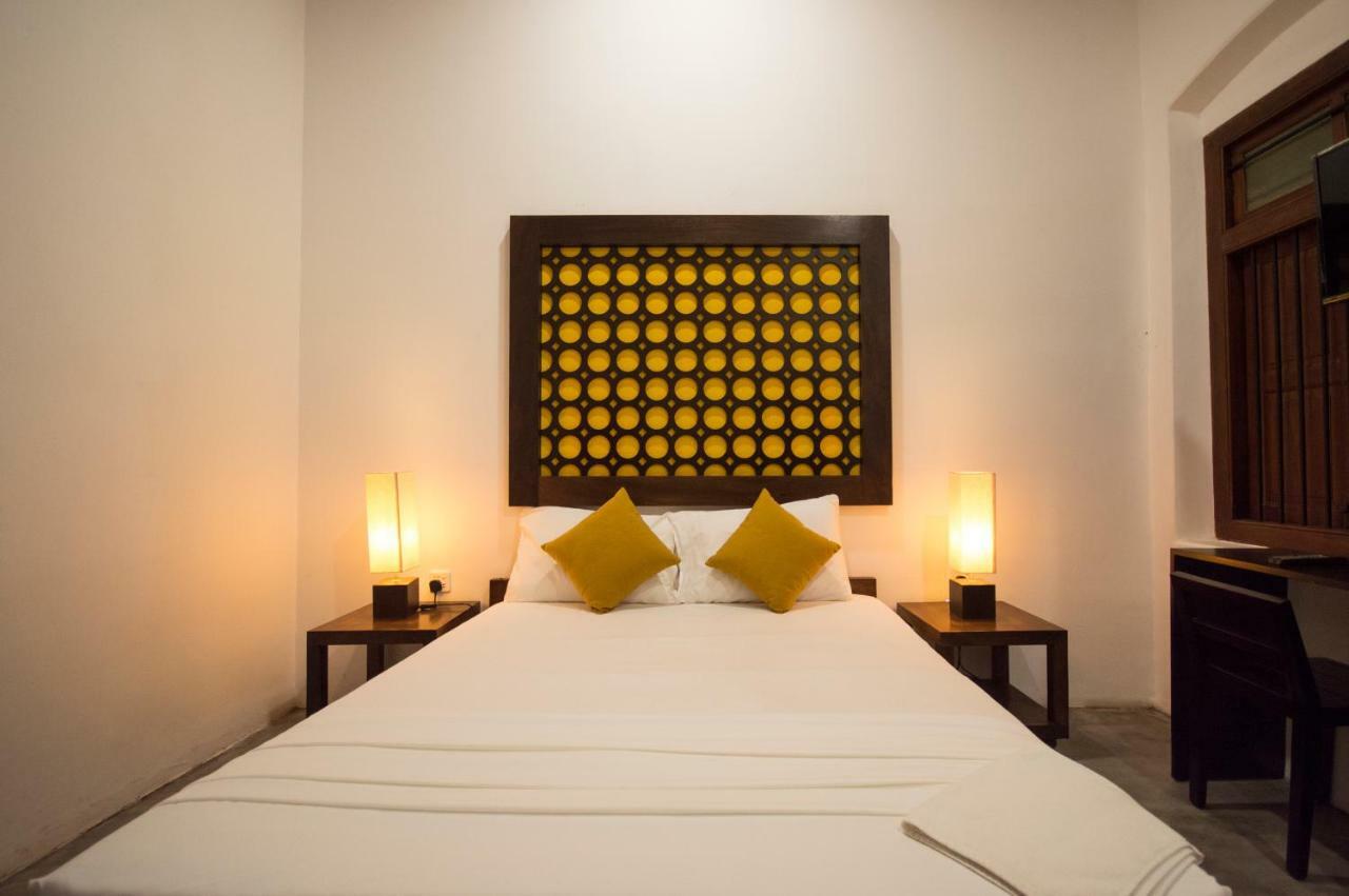 Thambu Illam Hotel Jaffna Exterior photo